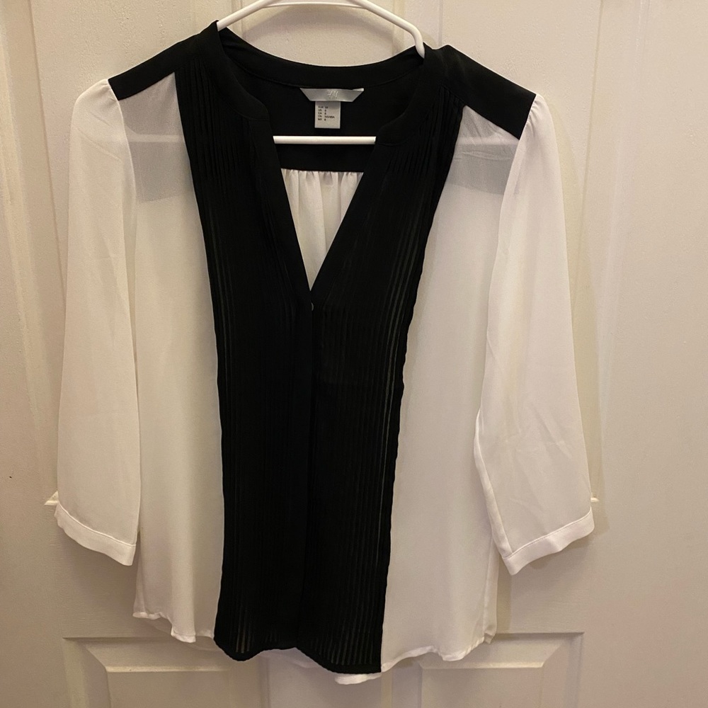 H & M Blouse 3/4 Sleeve Size 8